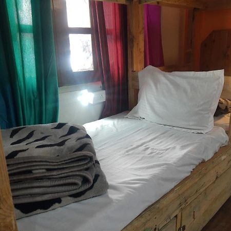 La Siesta India Manali Hostel ภายนอก รูปภาพ