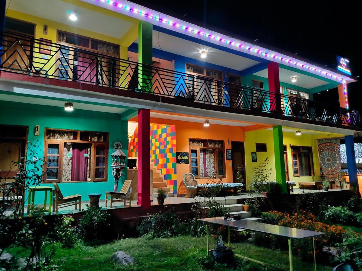 La Siesta India Manali Hostel ภายนอก รูปภาพ