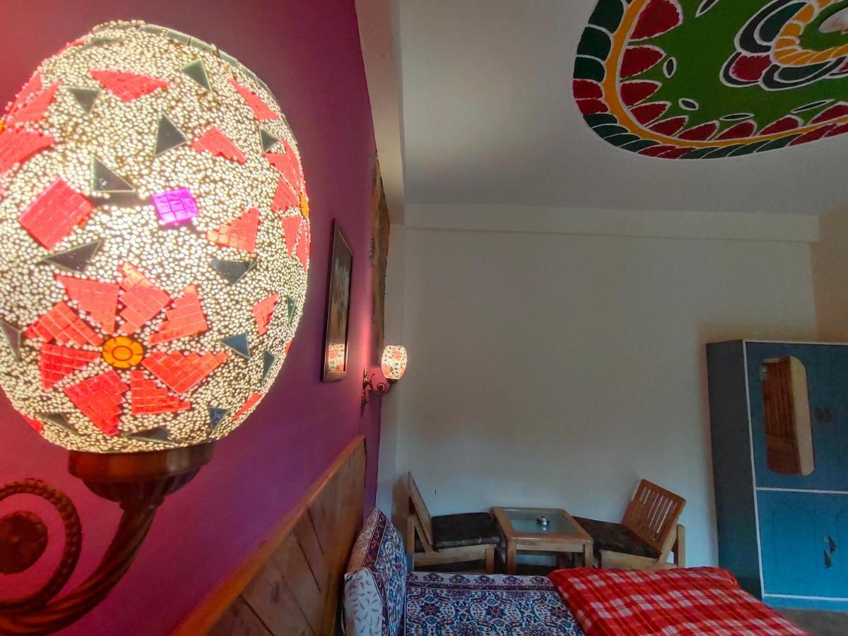 La Siesta India Manali Hostel ภายนอก รูปภาพ