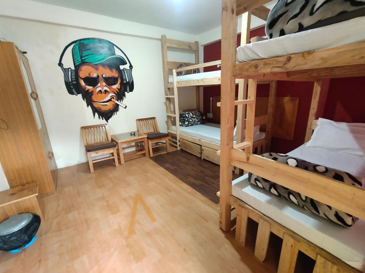 La Siesta India Manali Hostel ภายนอก รูปภาพ