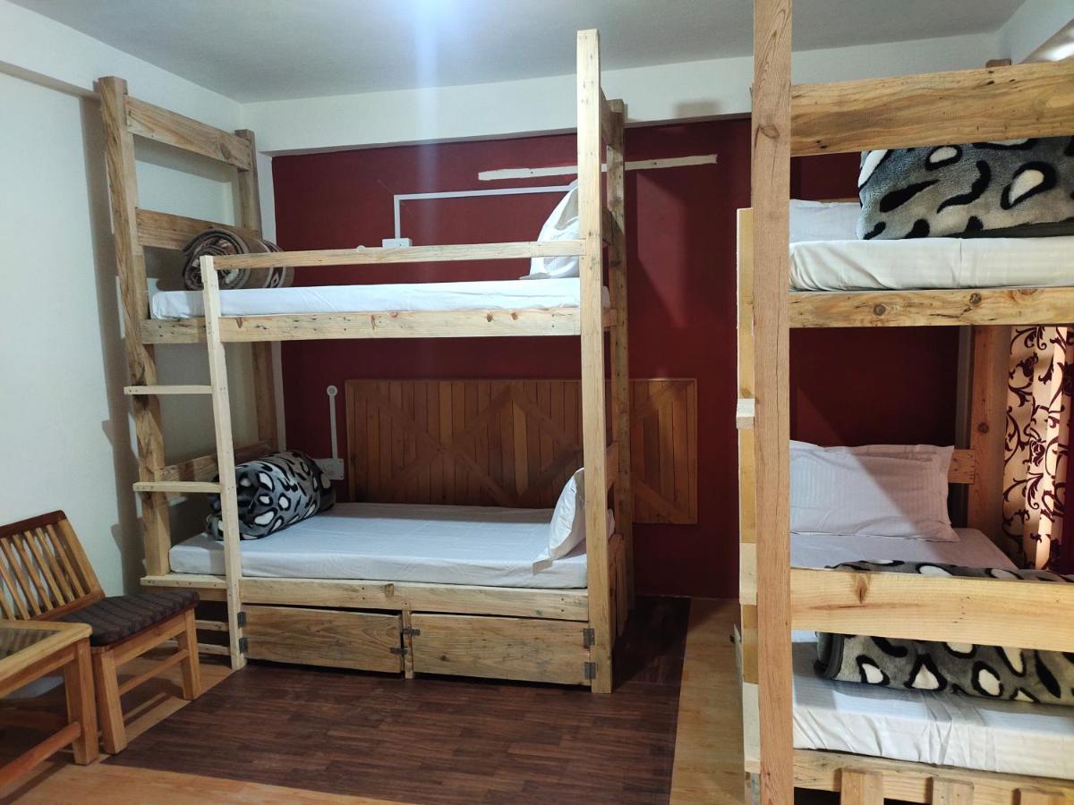 La Siesta India Manali Hostel ภายนอก รูปภาพ