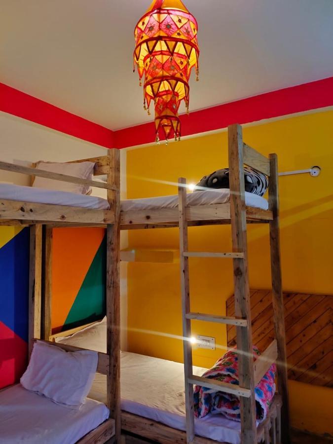 La Siesta India Manali Hostel ภายนอก รูปภาพ