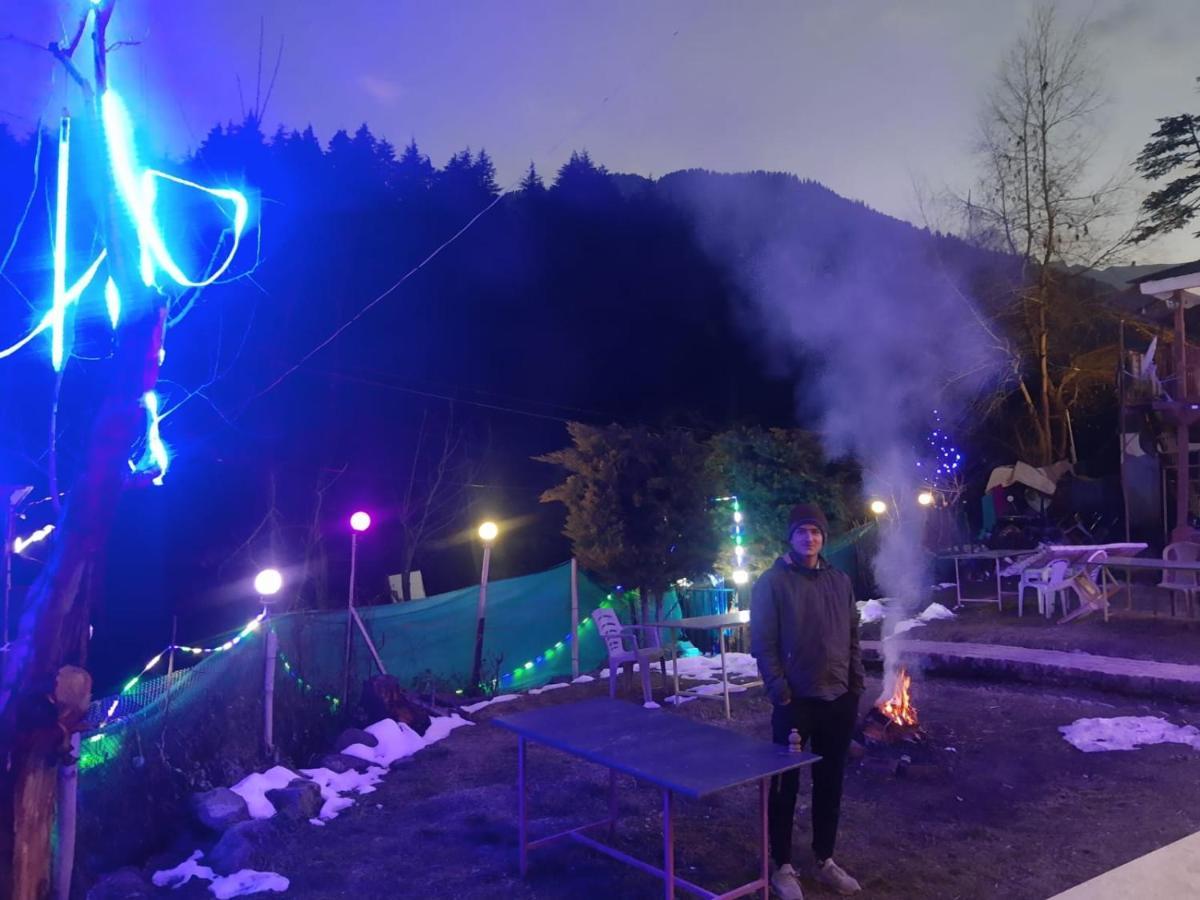La Siesta India Manali Hostel ภายนอก รูปภาพ