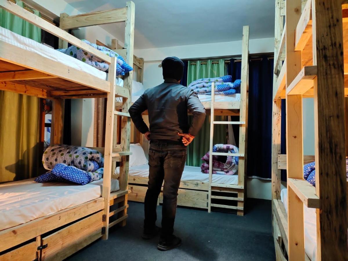 La Siesta India Manali Hostel ภายนอก รูปภาพ
